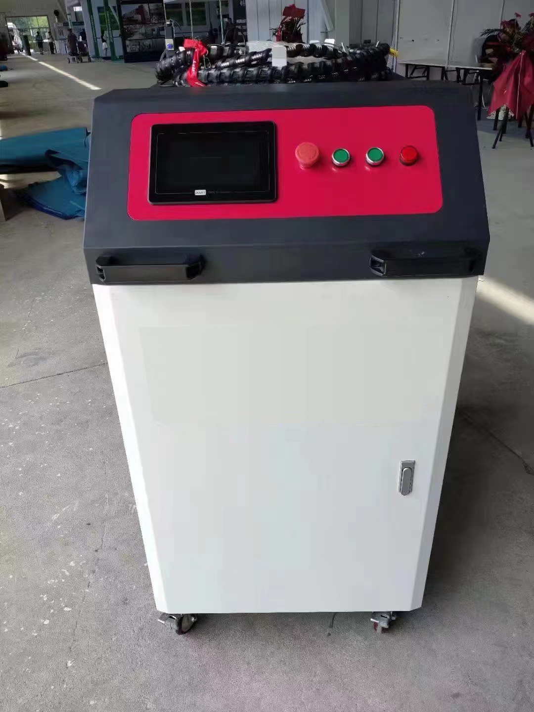 手持式激光焊接机